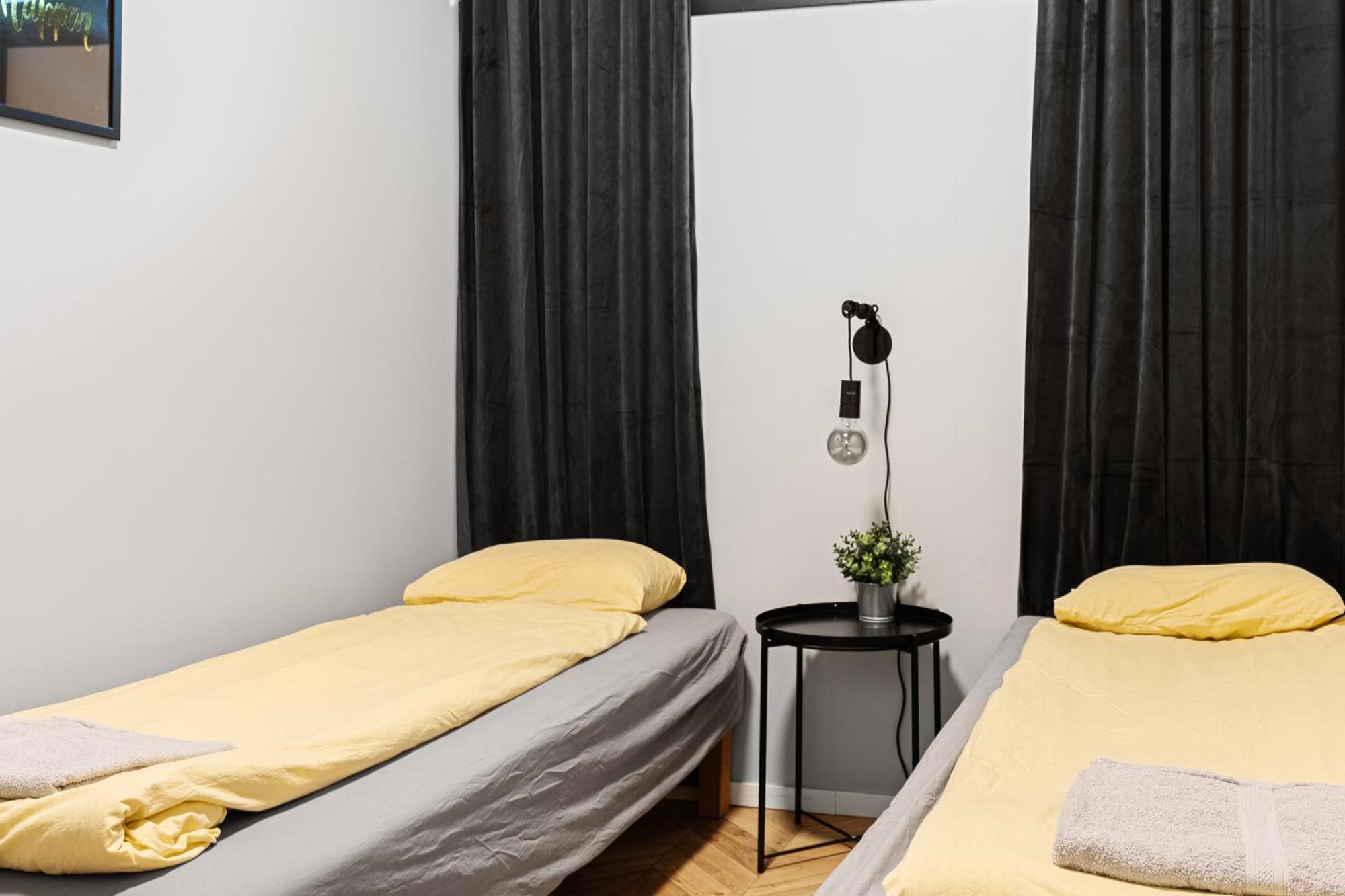 Kallhaellsbaden Strandhotell Jarfalla Exteriör bild